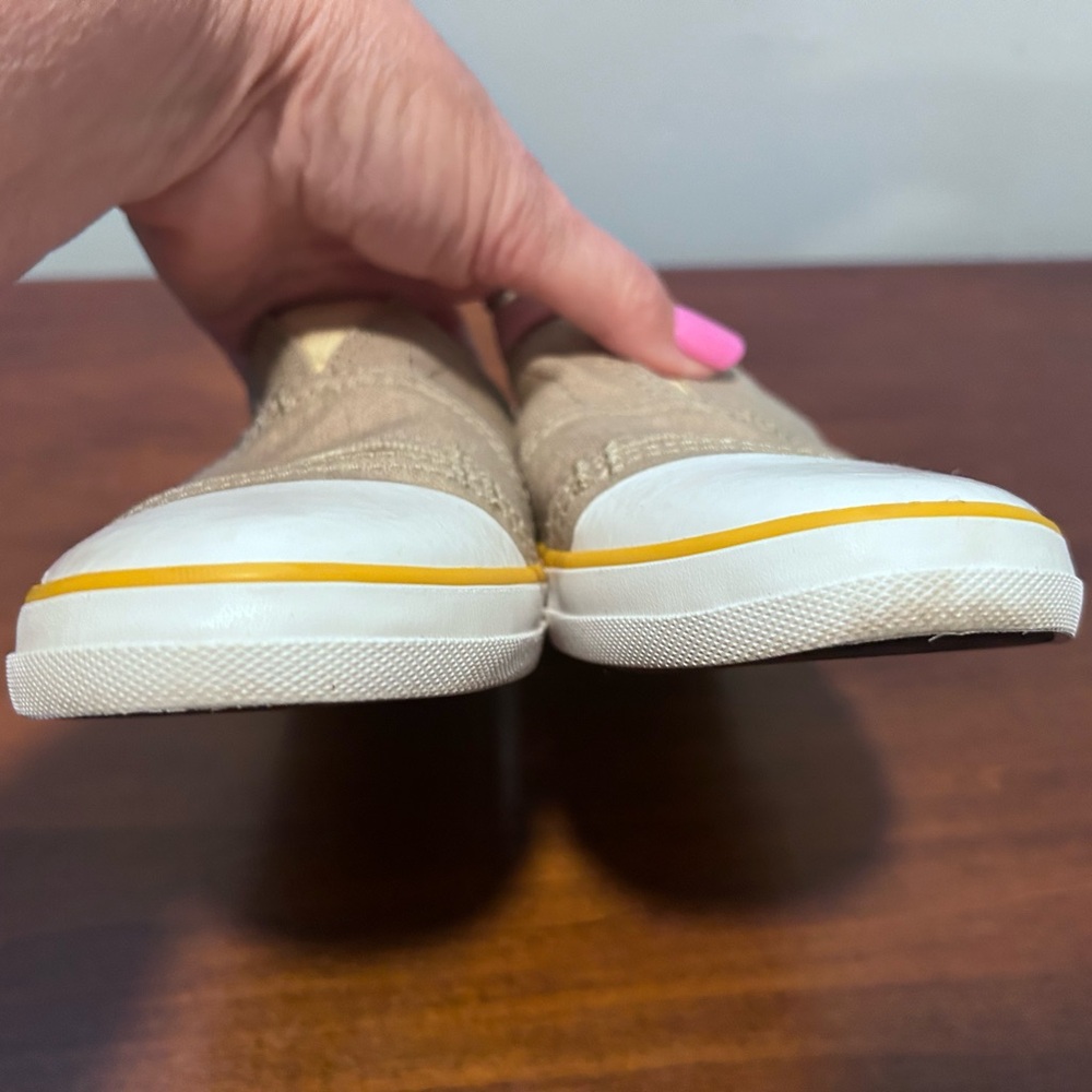 Columbia womens taupe and yellow vented skimmer slip on flat size 8 - Picture 12 of 13